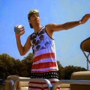 Meet your Posher, Vince